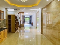 Chính chủ bán căn nhà 2 lầu 1 trệt,dt 5x17m giá 2,1 tỷ Chính chủ bán căn nhà 2 lầu 1 trệt,dt 5x17m giá 2,1 tỷ