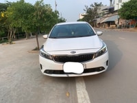 Cerato 1.6 số sàn màu trắng siêu đẹp Cerato 1.6 số sàn màu trắng siêu đẹp
