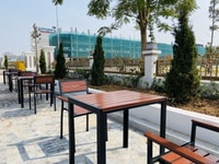 Bàn ghế cafe ngoài trời gỗ nhựa Việt Pháp Bàn ghế cafe ngoài trời gỗ nhựa Việt Pháp