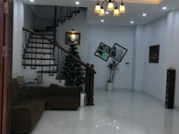 Cho thuê nhà mặt phố Võ Chí Công, diện tích 50m2 mặt tiền 4m Cho thuê nhà mặt phố Võ Chí Công, diện tích 50m2 mặt tiền 4m