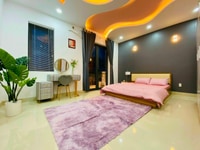 Cần người trông coi em bé làm việc lâu dài Cần người trông coi em bé làm việc lâu dài