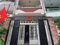 Mặt Tiền Công Viên Nguyên Hồng 4x18m trệt. 2lầu. Mặt Tiền Công Viên Nguyên Hồng 4x18m trệt. 2lầu.