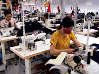 Tuyển Gấp Thợ rập đầm Nữ. Thợ may đầm 1 lớp hàng kĩ