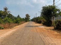 Bán đất trục chính mỏ đá buôn bông xã eakao-tp buôn ma thuột 5x24 tc Bán đất trục chính mỏ đá buôn bông xã eakao-tp buôn ma thuột 5x24 tc
