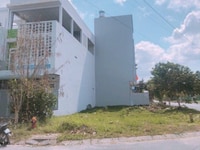 Bán gấp lô đất biệt thự vườn 10m x 20m, vị trí nằm đối diện bệnh viện Bán gấp lô đất biệt thự vườn 10m x 20m, vị trí nằm đối diện bệnh viện