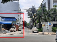 Chính chủ bán nhà góc 2 mặt tiền 100m2 sổ đầy đủ tại Quận Tân Phú Chính chủ bán nhà góc 2 mặt tiền 100m2 sổ đầy đủ tại Quận Tân Phú