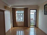 Bán nhà chính chủ khu Lĩnh Nam, Hoàng Mai, diện tích 31 m2, MT 4m,