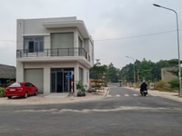 Chính chủ bán lô đất có Sổ 72m2 MT đường ĐT 741 – 670 triệu. Chính chủ bán lô đất có Sổ 72m2 MT đường ĐT 741 – 670 triệu.