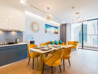 Chính chủ cho thuê căn hộ Vinhomes metropolis 2 phòng ngủ đủ đồ Chính chủ cho thuê căn hộ Vinhomes metropolis 2 phòng ngủ đủ đồ
