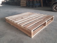 Pallet gỗ sản xuất theo yêu cầu. Pallet gỗ sản xuất theo yêu cầu.