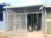 Giá sốc 670 triệu. CC cần bán gấp căn C4 120m2 khu vực 4 TT Đức Hoà. Giá sốc 670 triệu. CC cần bán gấp căn C4 120m2 khu vực 4 TT Đức Hoà.