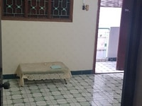 Phòng1 nữ máy lạnh .balcon.niệm bàn. đh điện 18m2 gần q1.q2 ngã4 hx bt Phòng1 nữ máy lạnh .balcon.niệm bàn. đh điện 18m2 gần q1.q2 ngã4 hx bt