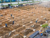 Cần bán gấp miếng đất 100m2 ngay chợ Hưng Long Bình Chánh, giá cho NĐT Cần bán gấp miếng đất 100m2 ngay chợ Hưng Long Bình Chánh, giá cho NĐT