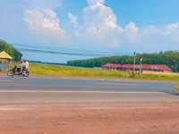 Bán gấp 4.000m2 đất ngay TTthị xã, gần trường học, chợ.giá 390tr Bán gấp 4.000m2 đất ngay TTthị xã, gần trường học, chợ.giá 390tr