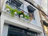 CHẠY ÁN CHO CON gấp căn nhà Bến Vân Đồn P6 Q4 45,5m2 giá 2,45tỷ CHẠY ÁN CHO CON gấp căn nhà Bến Vân Đồn P6 Q4 45,5m2 giá 2,45tỷ