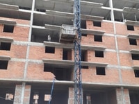 Cần bán vận thăng, vận chuyển cát, đá, xi măng cho công trình xây dựng Cần bán vận thăng, vận chuyển cát, đá, xi măng cho công trình xây dựng