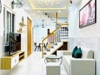 Nhà Đẹp Hoàng Quốc Việt -DT 64m2 x 4T- Đẹp Như Khách Sạn- Gía 4,85 Tỷ Nhà Đẹp Hoàng Quốc Việt -DT 64m2 x 4T- Đẹp Như Khách Sạn- Gía 4,85 Tỷ