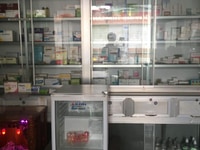 Sang quầy tủ kệ và trang thiết bị nhà thuốc Sang quầy tủ kệ và trang thiết bị nhà thuốc