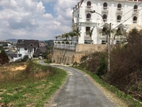 Bán lô đất 2 mặt tiền Đồi Huy Hoàng Phường 8-TP.Đà Lạt. Bán lô đất 2 mặt tiền Đồi Huy Hoàng Phường 8-TP.Đà Lạt.