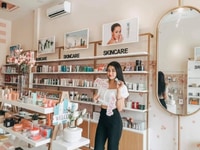 Cần tuyển nhân viên bán hàng tại quầy và tạp vụ Cần tuyển nhân viên bán hàng tại quầy và tạp vụ
