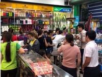 Bán Mỹ phẩm và tu vân cho khách Bán Mỹ phẩm và tu vân cho khách