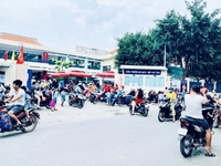 Vợ chồng ly hôn bán đất SHR Trần văn giàu,Chợ Rẫy 2,KCN Lê Minh Xuân 3 Vợ chồng ly hôn bán đất SHR Trần văn giàu,Chợ Rẫy 2,KCN Lê Minh Xuân 3