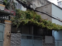 Nhà dt và vị trí đẹp Phạm Văn Bạch 5,6x17,5m,đường 9m Nhà dt và vị trí đẹp Phạm Văn Bạch 5,6x17,5m,đường 9m