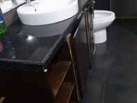 Tuyển 2 nhân viên tạp vụ có sức khỏe tốt đi làm ngay Tuyển 2 nhân viên tạp vụ có sức khỏe tốt đi làm ngay