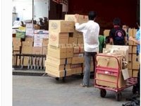 Tuyển nhân viên phu kho cho cửa hàng Tuyển nhân viên phu kho cho cửa hàng