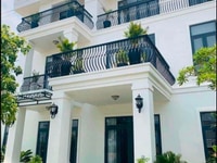 Căn góc biệt thự Hưng Thái, Phú Mỹ Hưng giá siêu rẻ 7 tỷ 3 162m2 Căn góc biệt thự Hưng Thái, Phú Mỹ Hưng giá siêu rẻ 7 tỷ 3 162m2