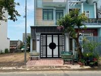 GẤP, Bán Lỗ 200 Triệu Nhà Mới Xây Gần Chợ Bình Chánh GẤP, Bán Lỗ 200 Triệu Nhà Mới Xây Gần Chợ Bình Chánh
