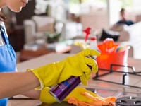 Cần tuyển gấp 1 Người Giúp Việc Nhà,1 Chăm Em Bé, 1 Chăm Người Già Cần tuyển gấp 1 Người Giúp Việc Nhà,1 Chăm Em Bé, 1 Chăm Người Già