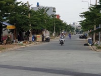 Bán Gấp Lô Đất 80m2 Đối Diện Cầu Bà Hom TL10,Tiện Kinh Doanh,Sổ Riêng. Bán Gấp Lô Đất 80m2 Đối Diện Cầu Bà Hom TL10,Tiện Kinh Doanh,Sổ Riêng.