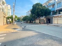 2 nền liền kề 200m2 thổ cư ngay siêu thị Aeon KDC Bình Tân