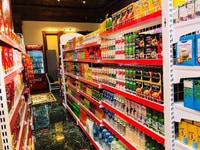 Công việc đóng gói, bán hàng. Tuổi từ 20 trở lên lam xoay ca/ ca ngày Công việc đóng gói, bán hàng. Tuổi từ 20 trở lên lam xoay ca/ ca ngày