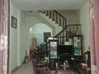 Cần bán gấp nhà xây 50 m2, 3 tầng, ngõ 123 phố Trần Cung