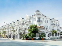 Nhà mặt tiền trung tâm dĩ an SHR chính chủ Nhà mặt tiền trung tâm dĩ an SHR chính chủ