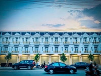 Nhà phố,mặt tiền 4 tầng,200m2 thổ cư,sổ sẵn Nhà phố,mặt tiền 4 tầng,200m2 thổ cư,sổ sẵn