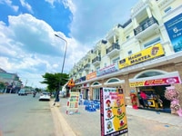 700tr sở hữu nhà phố thương mại 4 mặt tiền, sang tên sổ ngay!!!! 700tr sở hữu nhà phố thương mại 4 mặt tiền, sang tên sổ ngay!!!!