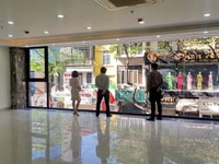 Cho thuê văn phòng mặt phố Thụy Khuê cạnh chung cư Sun plaza 165m2 Cho thuê văn phòng mặt phố Thụy Khuê cạnh chung cư Sun plaza 165m2