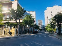 Nhà 3t mặt tiền chính giao Nguyễn Văn Linh, trước sân bay Nhà 3t mặt tiền chính giao Nguyễn Văn Linh, trước sân bay