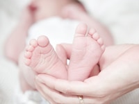 Tuyển Giúp Việc Chăm Sóc Trẻ Ở Lại Tuyển Giúp Việc Chăm Sóc Trẻ Ở Lại
