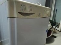 Cần bán 1 máy sây INDESIT 9Kg. Cần bán 1 máy sây INDESIT 9Kg.