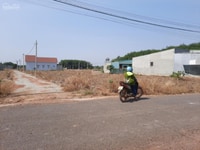 Bán rẻ 3.000m2 giá 460 triệu ngay trung tâm thị xã Chơn Thành Bán rẻ 3.000m2 giá 460 triệu ngay trung tâm thị xã Chơn Thành