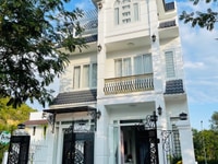 Đất nền Golden Bay lô D17 hướng Đông Nam mặt tiền đường 26m giá tốt Đất nền Golden Bay lô D17 hướng Đông Nam mặt tiền đường 26m giá tốt