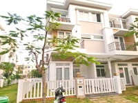 Chính chủ nhà KDC Phong Phú 4, lô góc, 7x15, 3PN, full nội thất, 8 tỷ Chính chủ nhà KDC Phong Phú 4, lô góc, 7x15, 3PN, full nội thất, 8 tỷ