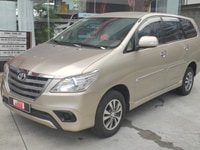 Giá Tốt Innova E, màu nâu vàng, năm 2015, xe hãng Giá Tốt Innova E, màu nâu vàng, năm 2015, xe hãng