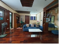 Cần bán Cc Vinaconex 1 khuất duy tiến 146m2 chia 3 ngủ, ban công đông Cần bán Cc Vinaconex 1 khuất duy tiến 146m2 chia 3 ngủ, ban công đông
