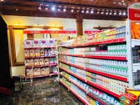 Ưu tiên Nam/nữ ,tuổi 20-55, chăm chỉ và trung thực Ưu tiên Nam/nữ ,tuổi 20-55, chăm chỉ và trung thực
