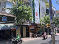 Cho thuê tiệm Nail có sẵng đồ nghề trang thiết bị chị việc vào là làm. Cho thuê tiệm Nail có sẵng đồ nghề trang thiết bị chị việc vào là làm.